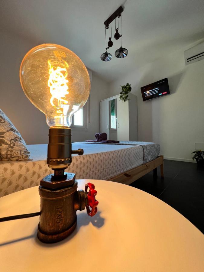 Апартаменты Blaxej, Nel Cuore Di Verona, Moderno Ed Elegante, 4 Posti Letto, Wi-Fi, Self Check In Экстерьер фото